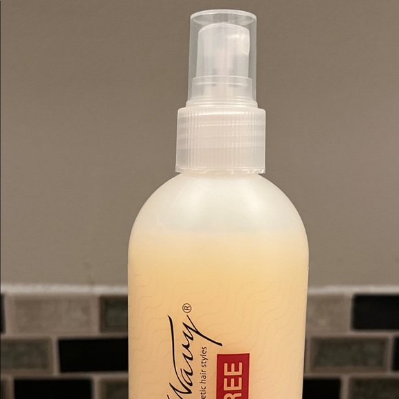 Detangling Spray - Picture 2 of 4